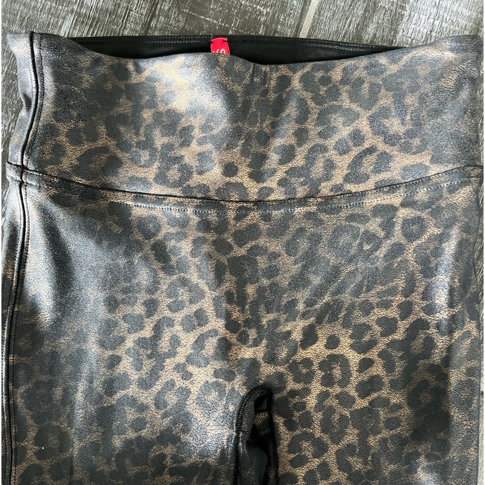 Spanx Leopard Print legging